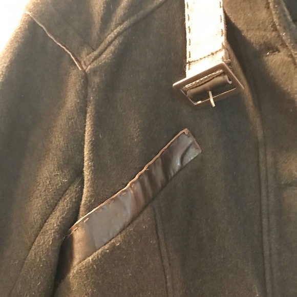 Wool jacket | leather details | Winter coat | Wool Coat | Olive Green - Picture 5 of 9